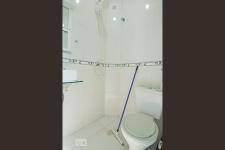 Banheiro de apartamento para alugar com 1 quarto, 25m² em Cidade Vargas, São Paulo