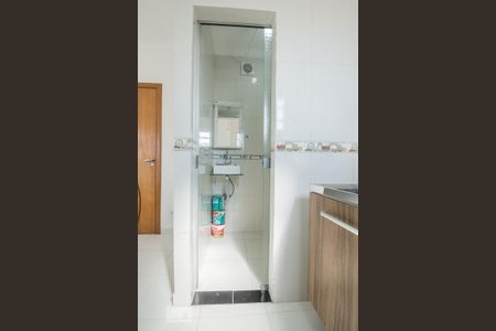 Banheiro de apartamento para alugar com 1 quarto, 25m² em Cidade Vargas, São Paulo