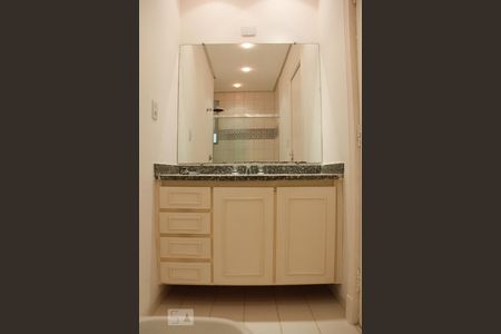 Apartamento para alugar com 190m², 3 quartos e 2 vagasBanheiro suíte