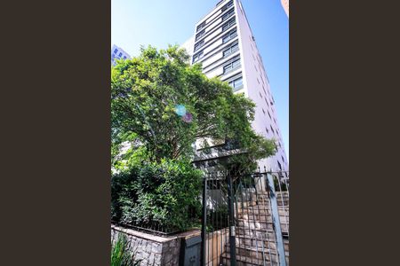 Apartamento para alugar com 118m², 2 quartos e 1 vagaFachada