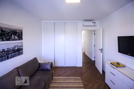 Apartamento para alugar com 118m², 2 quartos e 1 vagaQuarto