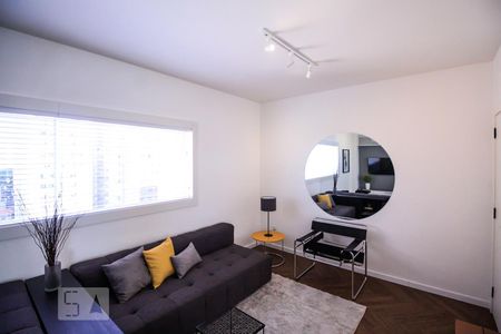 Sala de apartamento para alugar com 2 quartos, 118m² em Cerqueira César, São Paulo