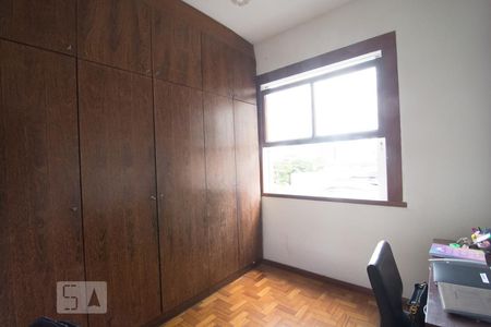 Quarto 2 de apartamento para alugar com 2 quartos, 70m² em Serra, Belo Horizonte