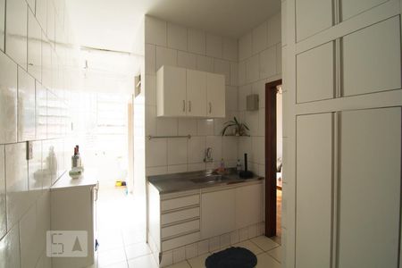 Cozinha de apartamento para alugar com 2 quartos, 70m² em Serra, Belo Horizonte