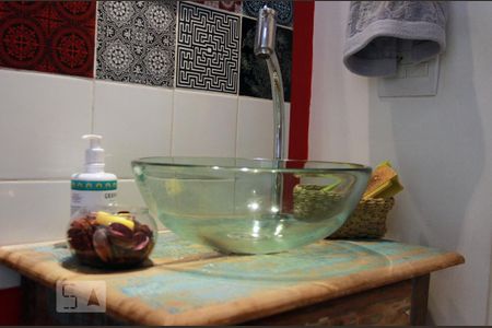 Apartamento à venda com 70m², 3 quartos e 1 vaga Apartamento à venda com 70m², 3 quartos e 1 vagaBanheiro