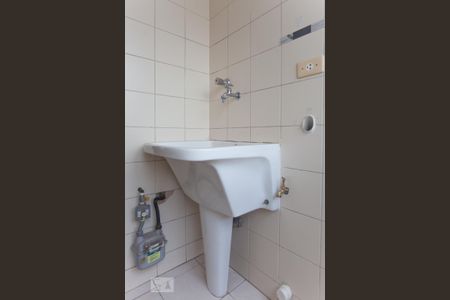 Lavanderia de apartamento à venda com 3 quartos, 70m² em São Bernardo, Campinas