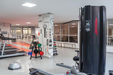Apartamento para alugar com 47m², 1 quarto e 1 vaga Apartamento para alugar com 47m², 1 quarto e 1 vagaAcademia (área comum)