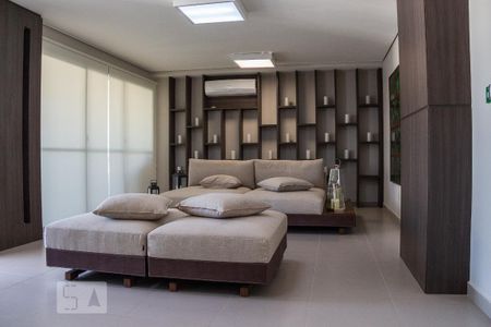 Apartamento para alugar com 47m², 1 quarto e 1 vaga Apartamento para alugar com 47m², 1 quarto e 1 vagaSala de Leitura (área comum)