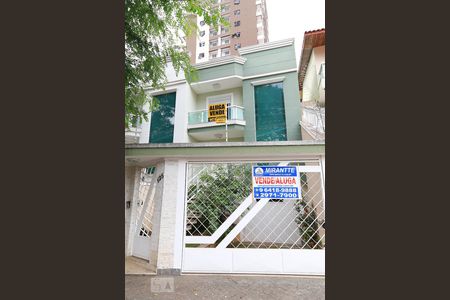 Casa à venda com 277m², 3 quartos e 4 vagasFachada