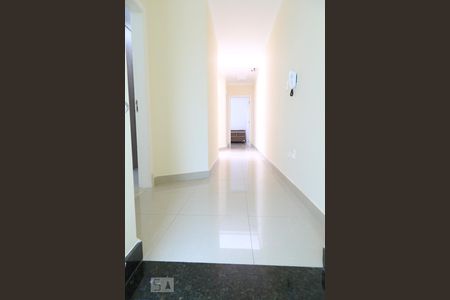 Casa à venda com 277m², 3 quartos e 4 vagasCorredor superior