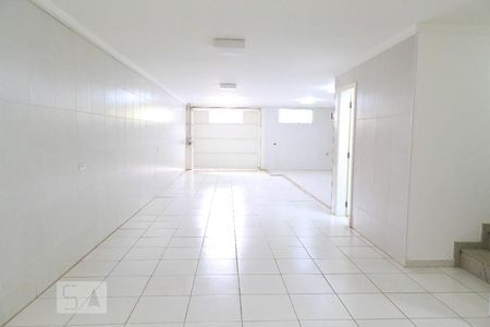 Casa à venda com 277m², 3 quartos e 4 vagasGaragem