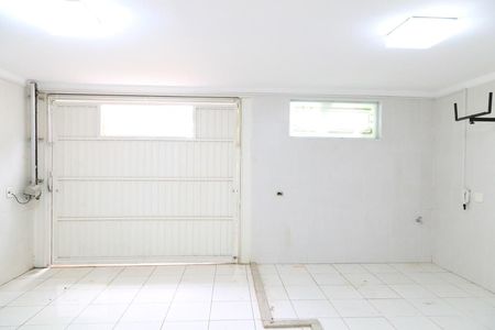 Casa à venda com 277m², 3 quartos e 4 vagasGaragem