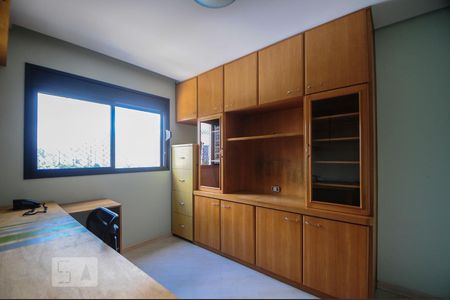 Apartamento à venda com 110m², 3 quartos e 2 vagasQuarto