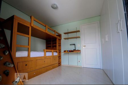 Apartamento à venda com 110m², 3 quartos e 2 vagasQuarto