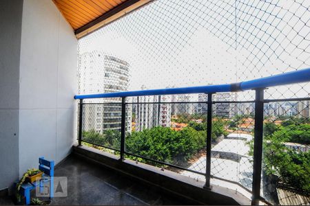 Varanda de apartamento para alugar com 3 quartos, 110m² em Cidade Monções, São Paulo