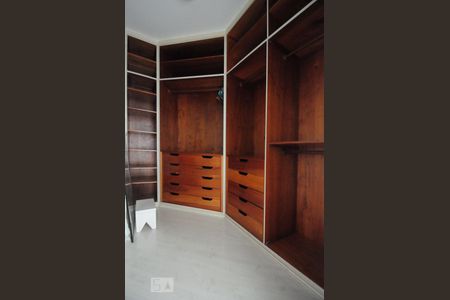 Apartamento à venda com 110m², 3 quartos e 2 vagasCloset