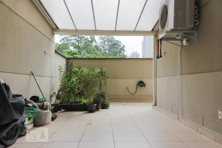 Apartamento à venda com 122m², 3 quartos e 3 vagasQuintal