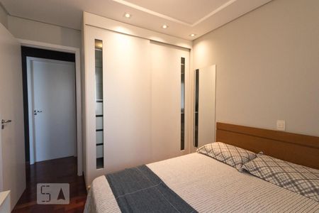 Apartamento à venda com 115m², 3 quartos e 2 vagasQuarto 2