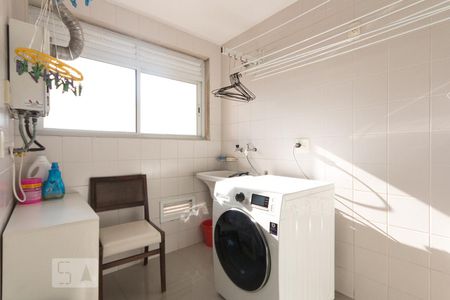 Apartamento à venda com 115m², 3 quartos e 2 vagasÁrea de serviço 