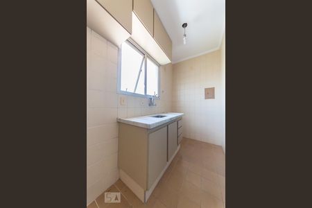 Cozinha de apartamento para alugar com 1 quarto, 63m² em Jardim Proença, Campinas