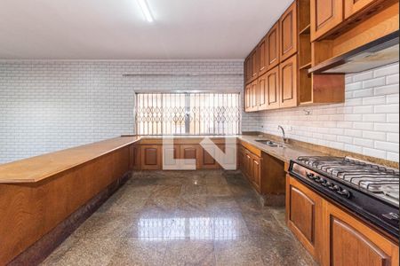 Casa à venda com 450m², 3 quartos e 6 vagasCozinha