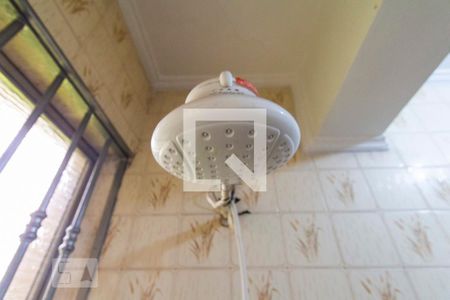 Casa à venda com 450m², 3 quartos e 6 vagasBanheiro de Serviço