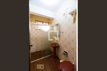 Casa à venda com 450m², 3 quartos e 6 vagasBanheiro de Serviço