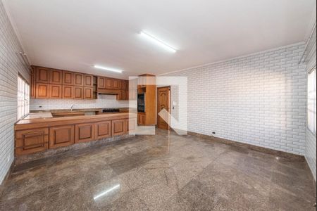 Casa à venda com 450m², 3 quartos e 6 vagasCozinha