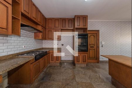 Casa à venda com 450m², 3 quartos e 6 vagasCozinha