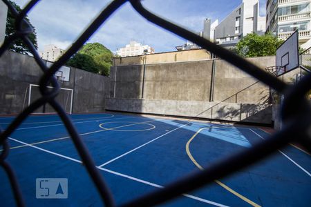 Apartamento para alugar com 75m², 2 quartos e 2 vagasQuadra poliesportiva