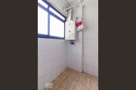 Apartamento à venda com 106m², 3 quartos e 3 vagas Apartamento à venda com 106m², 3 quartos e 3 vagasÁrea de serviço