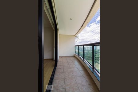 Sacada de apartamento para alugar com 3 quartos, 121m² em Vila Regente Feijó, São Paulo