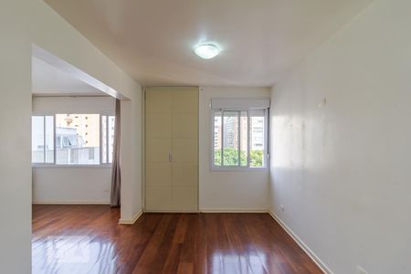 Apartamento para alugar com 77m², 2 quartos e 1 vagaSala