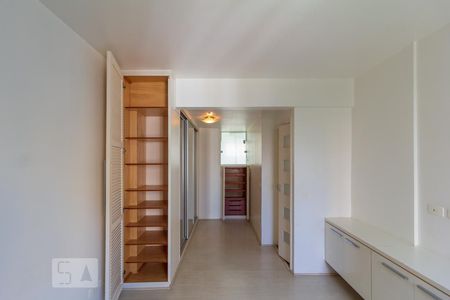 Apartamento para alugar com 77m², 2 quartos e 1 vagaQuarto