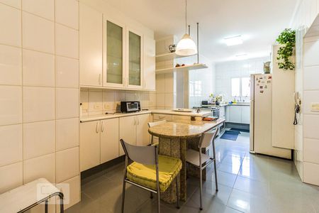 Apartamento à venda com 160m², 4 quartos e 3 vagasCozinha