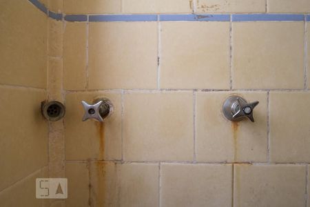 Torneiras box de apartamento à venda com 4 quartos, 170m² em Tijuca, Rio de Janeiro