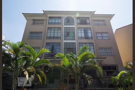 Apartamento à venda com 170m², 4 quartos e 1 vagaFachada