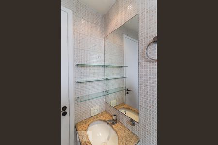 Apartamento para alugar com 82m², 3 quartos e 1 vaga Apartamento para alugar com 82m², 3 quartos e 1 vagaBanheiro