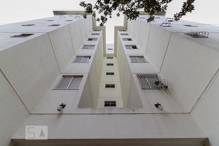 Apartamento para alugar com 82m², 3 quartos e 1 vaga Apartamento para alugar com 82m², 3 quartos e 1 vagaFachada