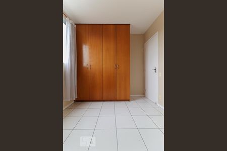 Apartamento para alugar com 82m², 3 quartos e 1 vaga Apartamento para alugar com 82m², 3 quartos e 1 vagaQuarto 2