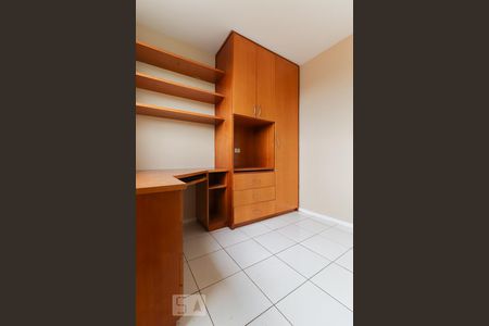 Apartamento para alugar com 82m², 3 quartos e 1 vaga Apartamento para alugar com 82m², 3 quartos e 1 vagaQuarto
