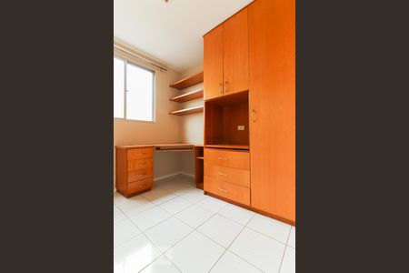Apartamento para alugar com 82m², 3 quartos e 1 vaga Apartamento para alugar com 82m², 3 quartos e 1 vagaQuarto