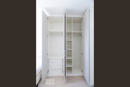 Apartamento para alugar com 59m², 2 quartos e 1 vagaQuarto 2 (suíte)