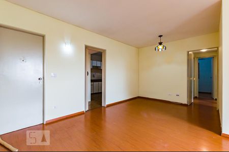 Sala de apartamento para alugar com 3 quartos, 136m² em Centro, Campinas