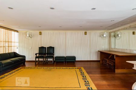 Apartamento para alugar com 136m², 3 quartos e 1 vagaÁrea Comum - Salão de Festa