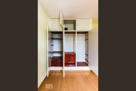 Apartamento para alugar com 136m², 3 quartos e 1 vagaQuarto 3