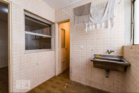 Apartamento para alugar com 136m², 3 quartos e 1 vagaÁrea de Serviço