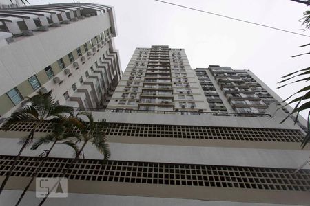 Apartamento à venda com 80m², 2 quartos e 1 vagaFachada