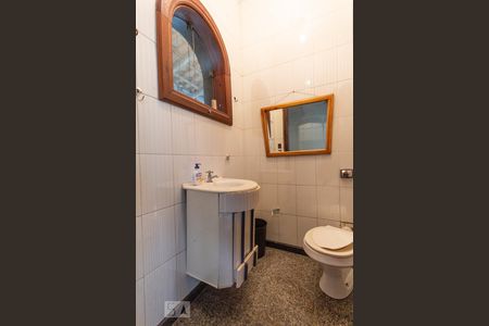 Banheiro 2 de casa à venda com 4 quartos, 750m² em Vila Progredior, São Paulo