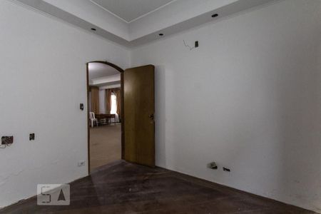 EScritório de casa à venda com 4 quartos, 750m² em Vila Progredior, São Paulo